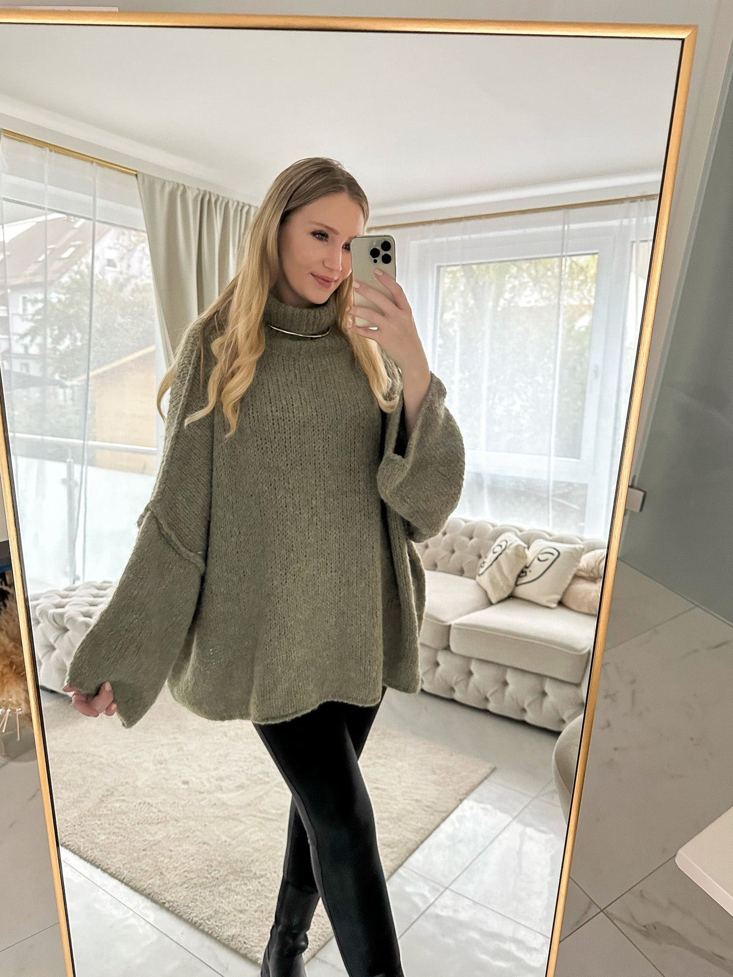 Wolke 7 – Long Sweater mit Rollkragen