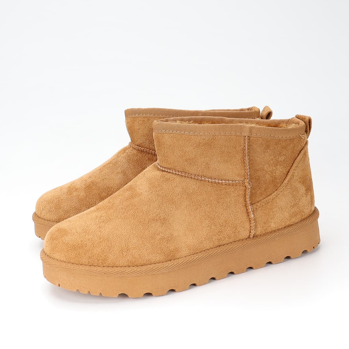 Fluffy Boots - Camel